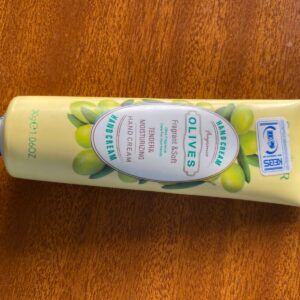 Olives Tender & Moisturizing Hand Cream 30g (100% Original)